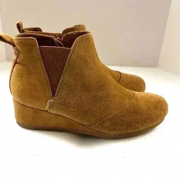 Tom’s Brown Suede Bohemian Almond Toe Zip Comfort Walking Wedge Booties (6) - Picture 8 of 12